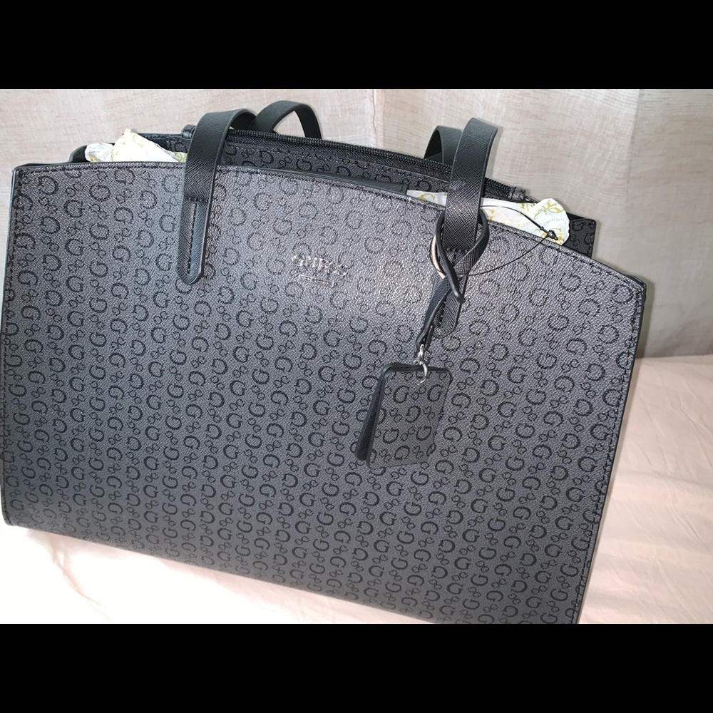 Guess tote bag